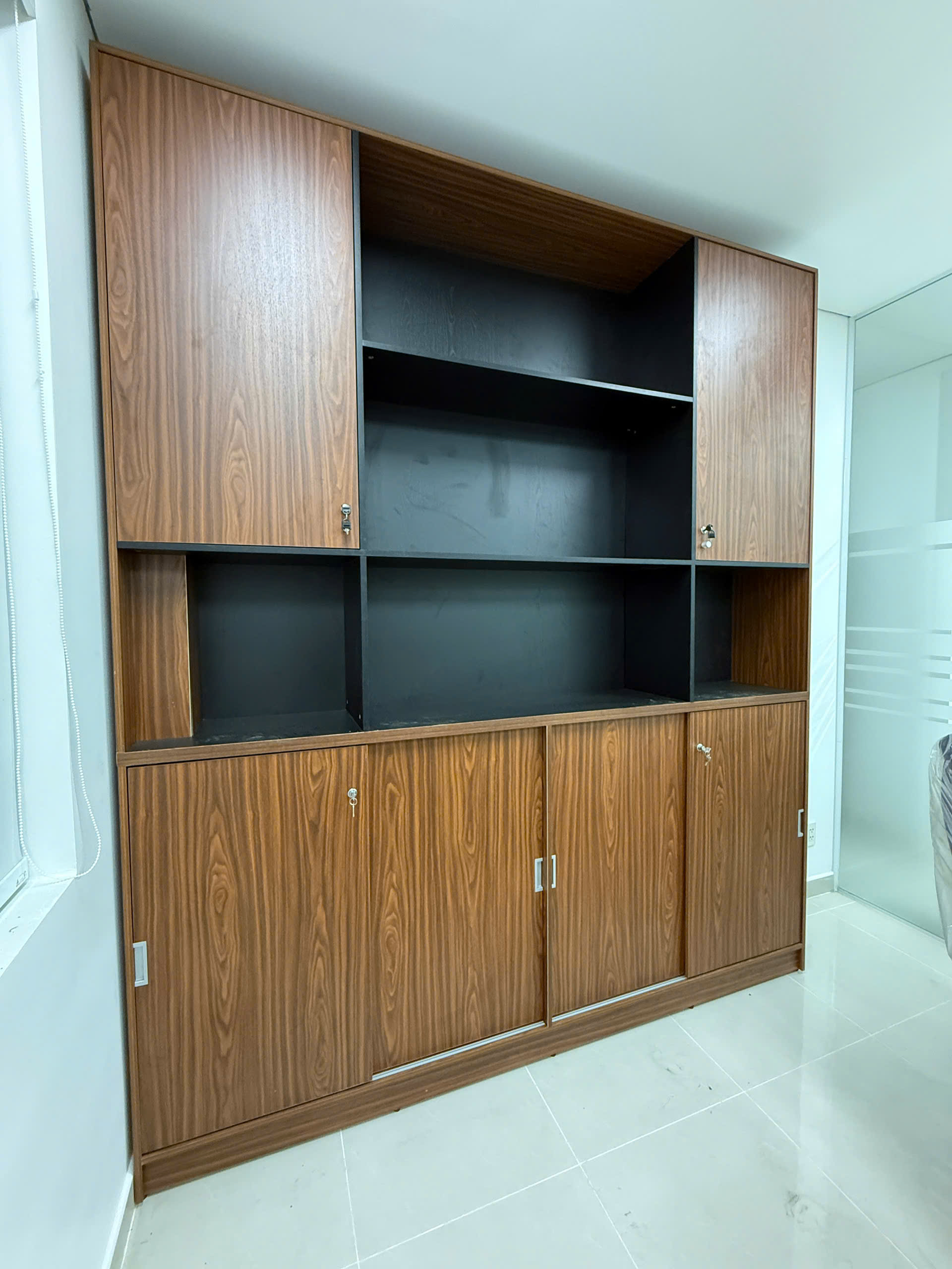 tủ hồ sơ văn phòng gỗ hiện đại tại Tiền Giang