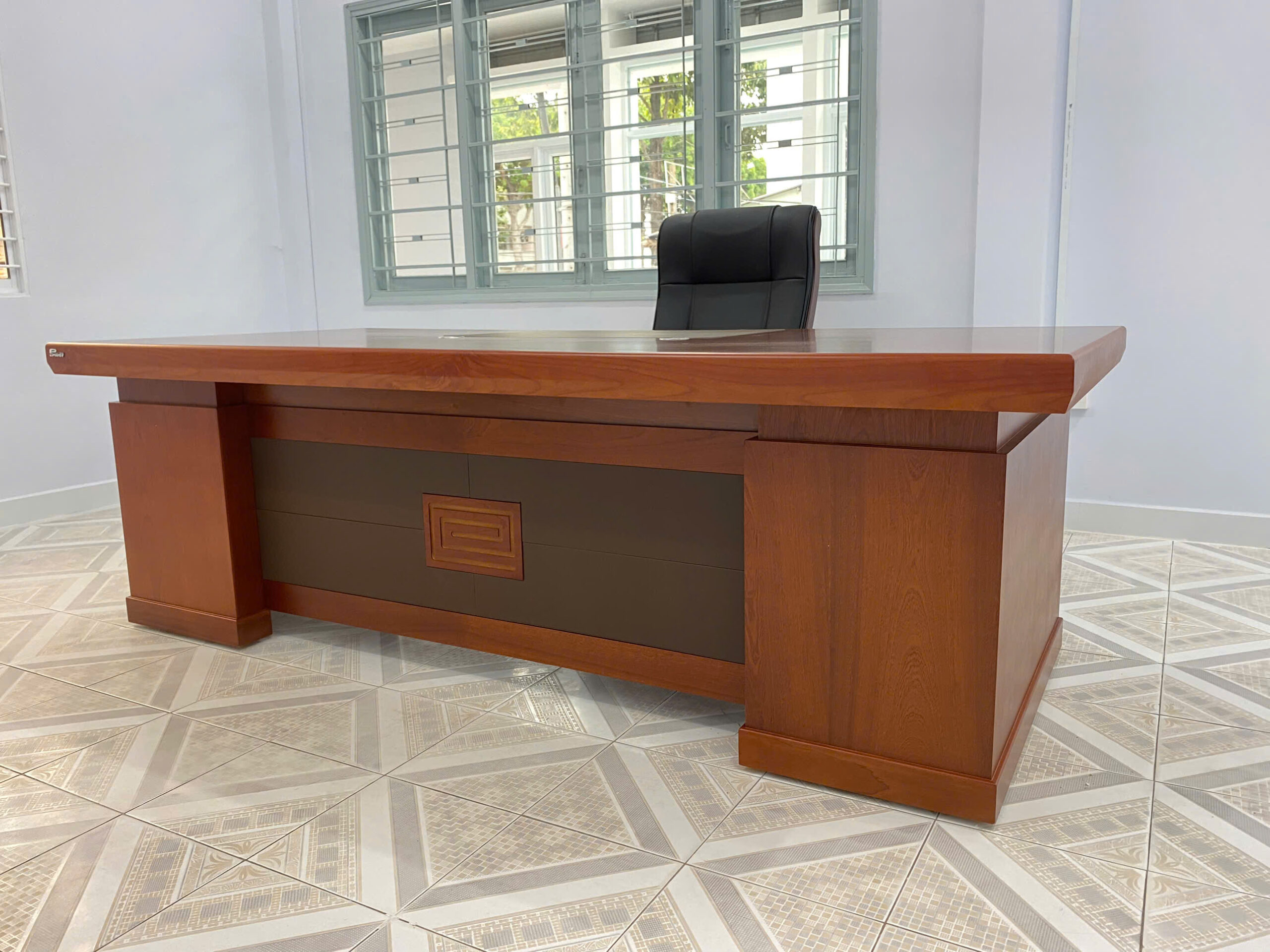 mẫu bàn làm việc văn phòng hiện đại